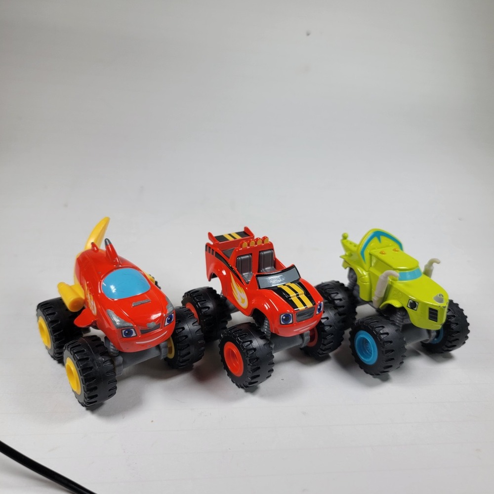 Blaze and‎ The Monster Machines Mattel 2014 RED SHARK Die Cast Zeg